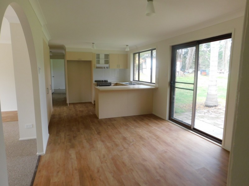 75 Warrobyn Road, Pheasants Nest NSW 2574