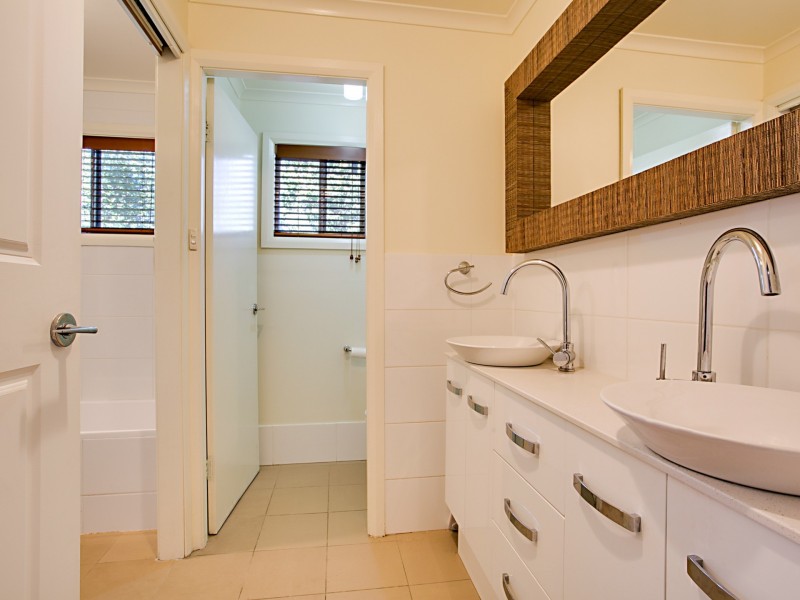 22 Railway Avenue, Colo Vale NSW 2575
