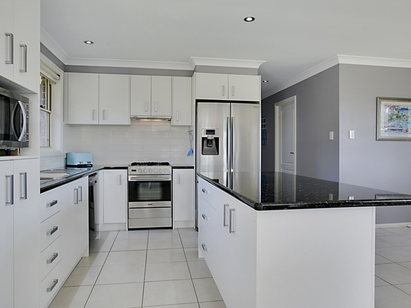 12 Denison Street, Hill Top NSW 2575