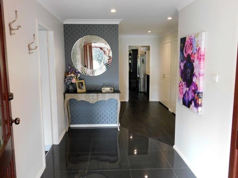 3 Emmett Close, Picton NSW 2571