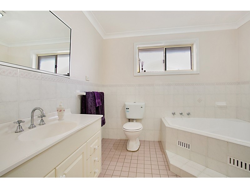 6 Manna Gum Road, Narellan Vale NSW 2567
