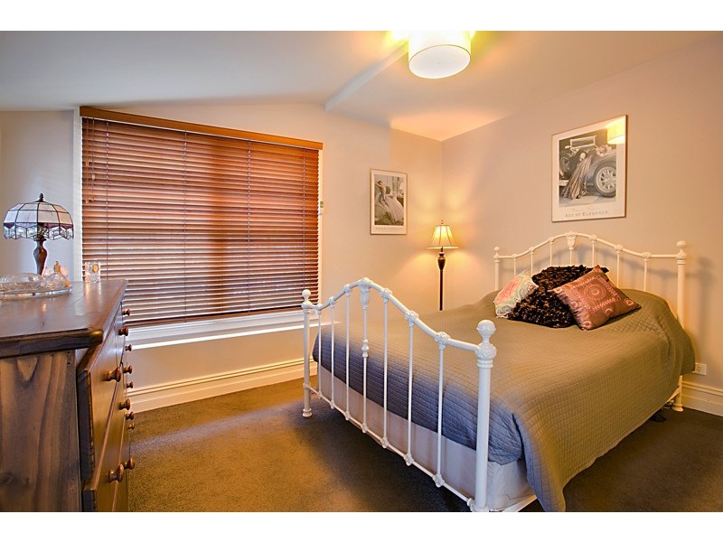 226 Menangle Street, Picton NSW 2571