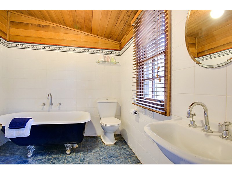 226 Menangle Street, Picton NSW 2571