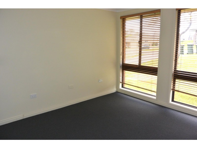 27 Park Avenue, Tahmoor NSW 2573