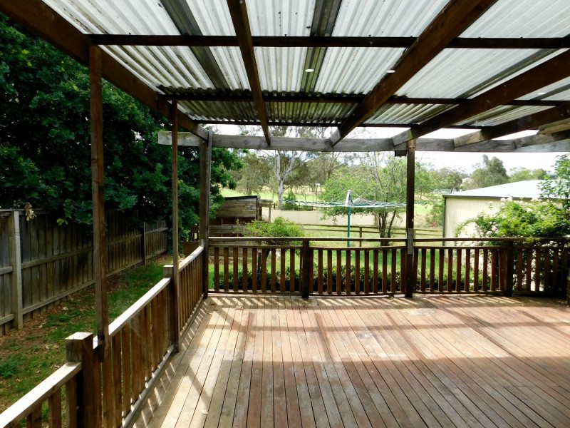 27 Park Avenue, Tahmoor NSW 2573