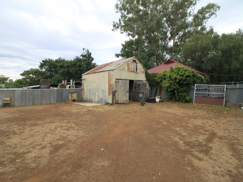 85 Rowan Street, Manilla NSW 2346