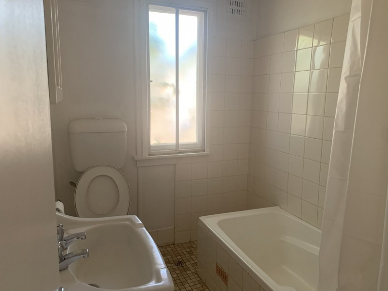 8 Drummond Road, Tamworth NSW 2340