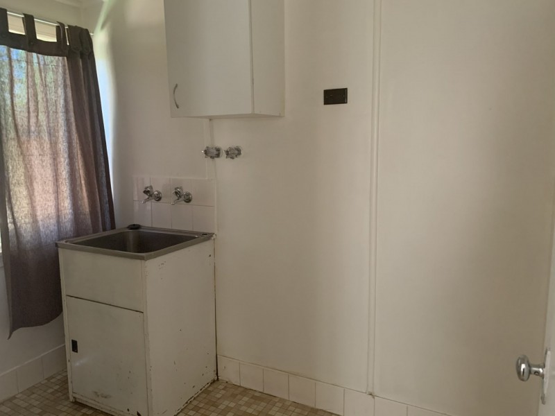 8 Drummond Road, Tamworth NSW 2340