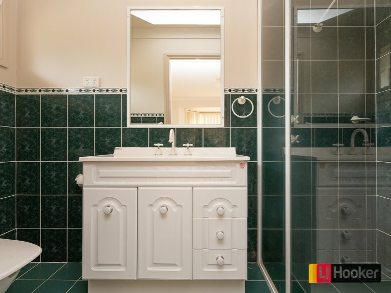 2 Cleary Drive, Tamworth NSW 2340