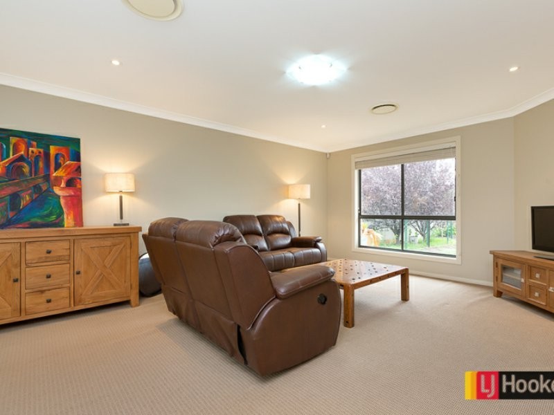 4 Ivory Place, Hillvue NSW 2340