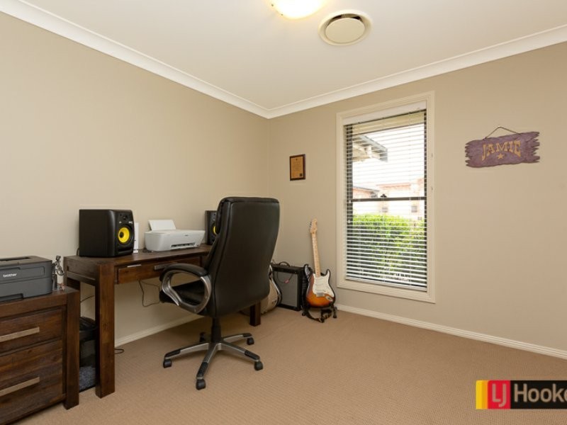 4 Ivory Place, Hillvue NSW 2340