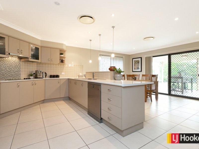 4 Ivory Place, Hillvue NSW 2340