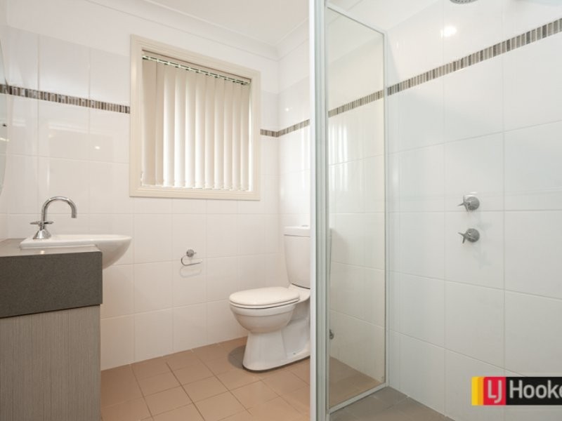 4 Ivory Place, Hillvue NSW 2340