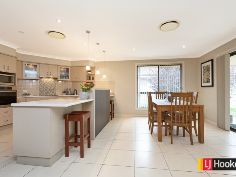 4 Ivory Place, Hillvue NSW 2340