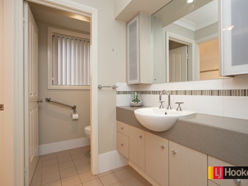 4 Ivory Place, Hillvue NSW 2340