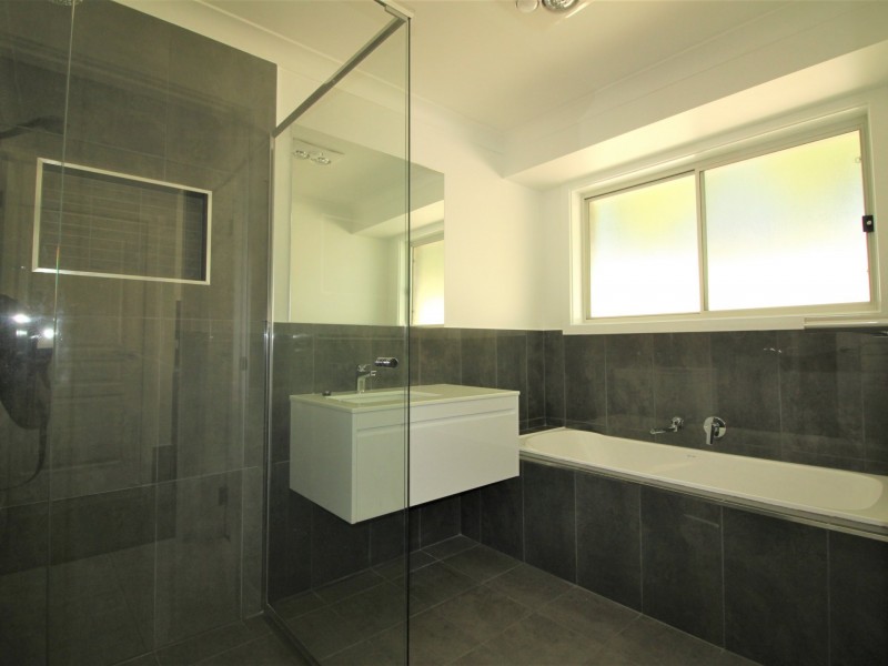 9 Florence Lane, Tamworth NSW 2340