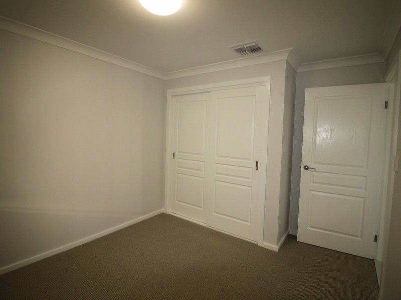 9 Florence Lane, Tamworth NSW 2340