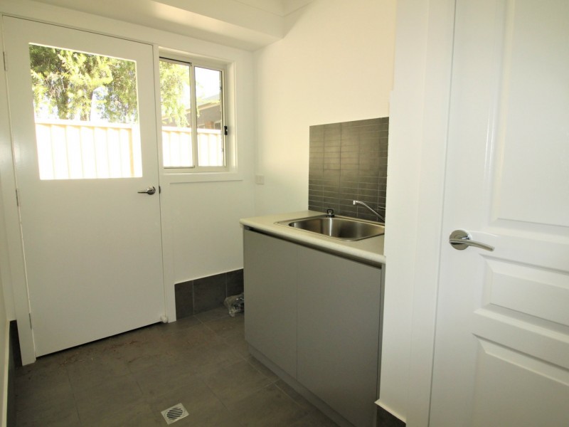 9 Florence Lane, Tamworth NSW 2340