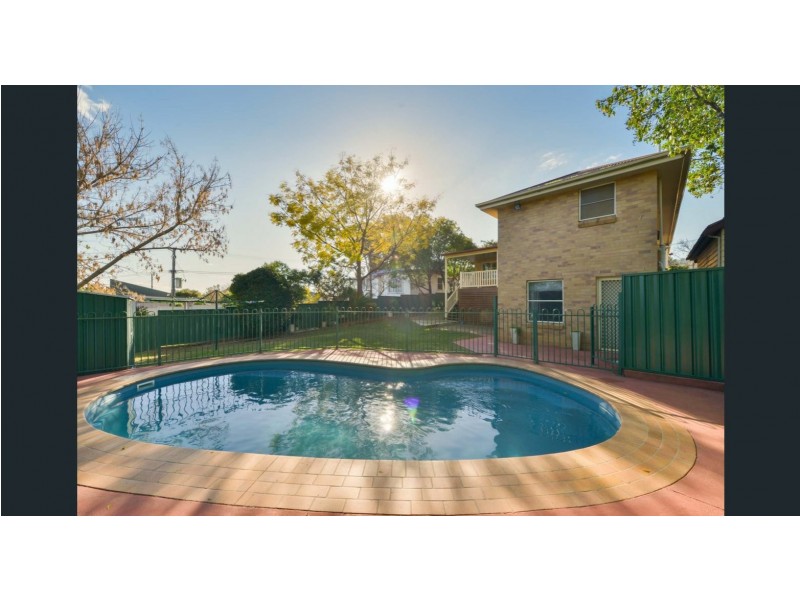 195 Carthage Street, East Tamworth NSW 2340