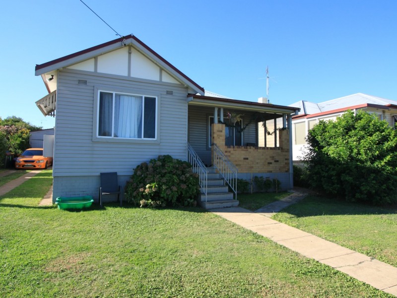 9 Kent Street, Tamworth NSW 2340