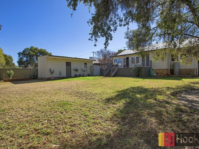 609 Armidale Road, Tamworth NSW 2340