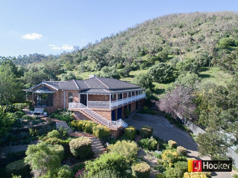 10 Arunta Place, East Tamworth NSW 2340