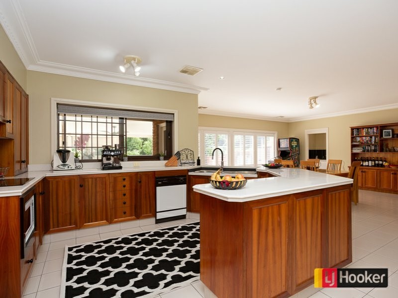 10 Arunta Place, East Tamworth NSW 2340