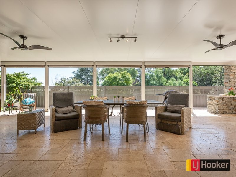 10 Arunta Place, East Tamworth NSW 2340