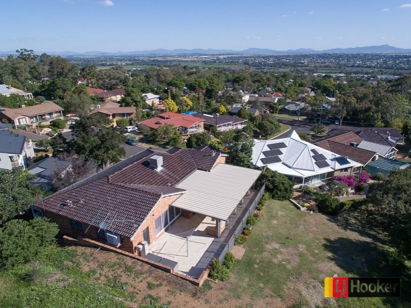 10 Arunta Place, East Tamworth NSW 2340