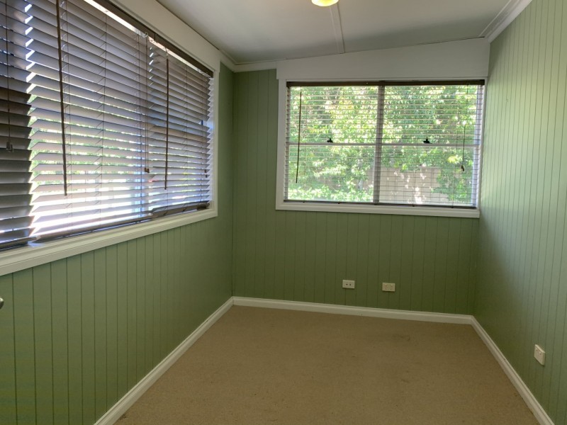 11 Rawson Avenue, East Tamworth NSW 2340