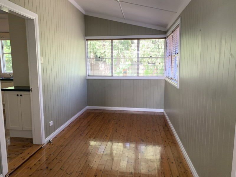 11 Rawson Avenue, East Tamworth NSW 2340