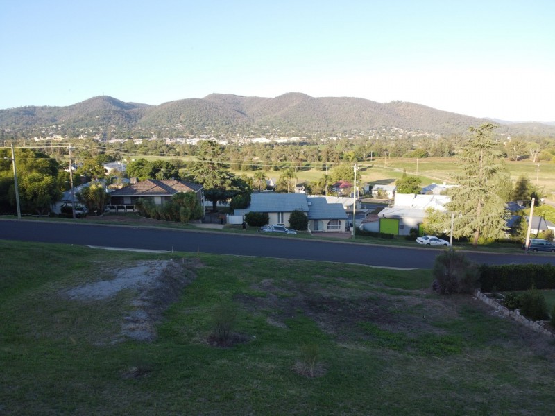 155 Crown Street, West Tamworth NSW 2340