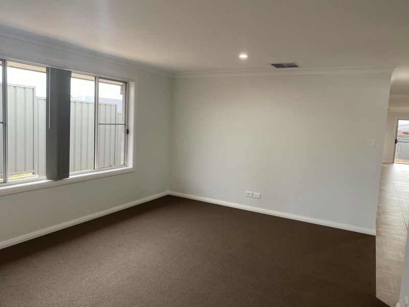 53 Currawong Drive, Calala NSW 2340