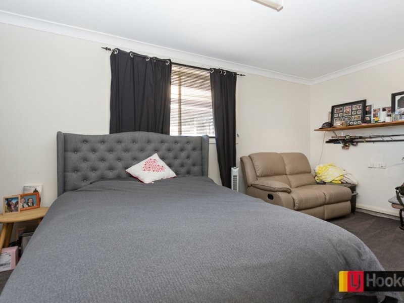 1 Tasman Place, Westdale NSW 2340