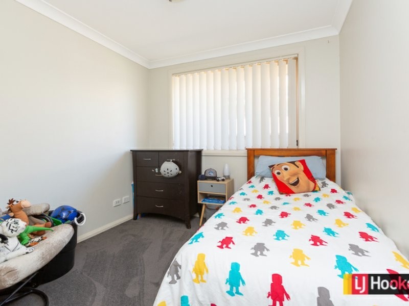 1 Tasman Place, Westdale NSW 2340