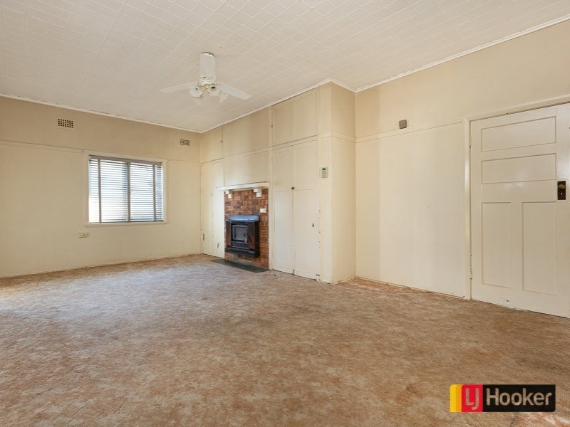 21 Dowell Avenue, East Tamworth NSW 2340