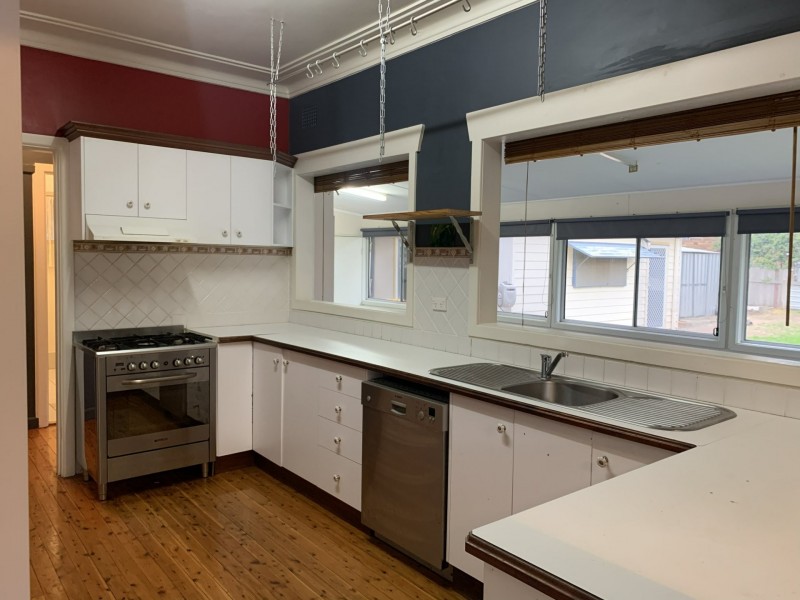 46 Oak Street, Tamworth NSW 2340