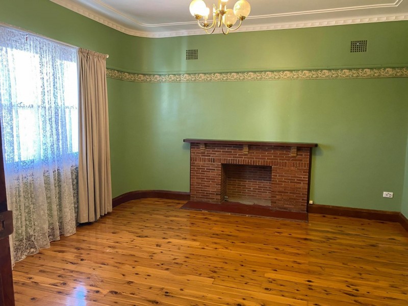 14 Griffin Avenue, Tamworth NSW 2340