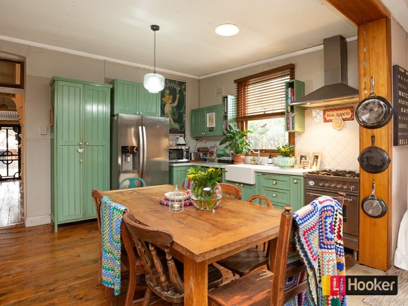 14 Rawson Avenue, North Tamworth NSW 2340