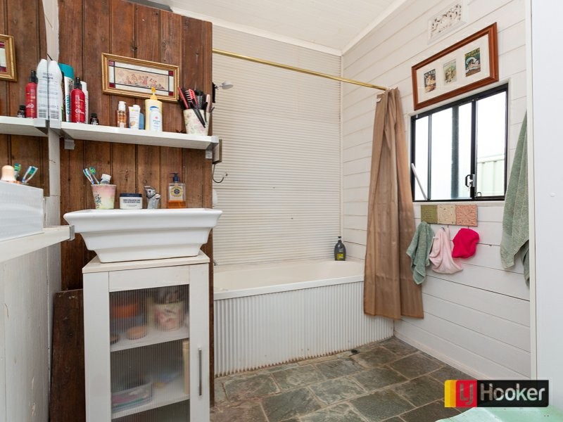 14 Rawson Avenue, North Tamworth NSW 2340