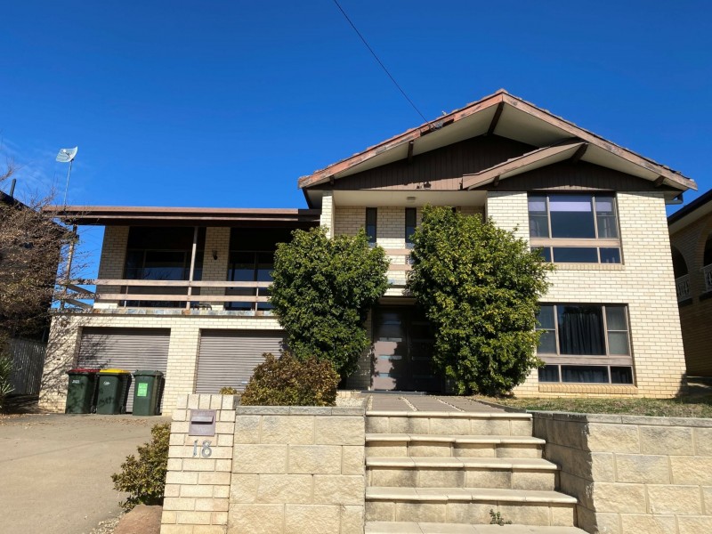 18 Amaroo Road, Tamworth NSW 2340