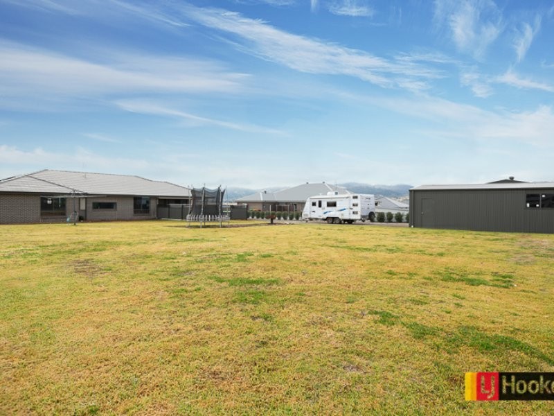 11 Glenmore Drive, Moore Creek NSW 2340