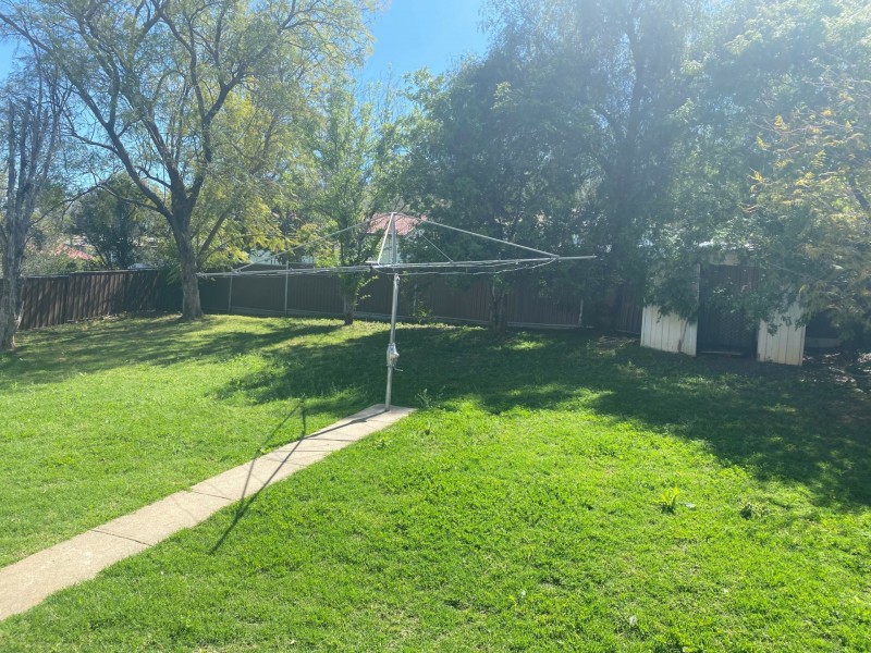 18 Fraser Crescent, Tamworth NSW 2340