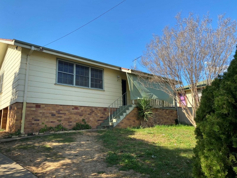 18 Fraser Crescent, Tamworth NSW 2340