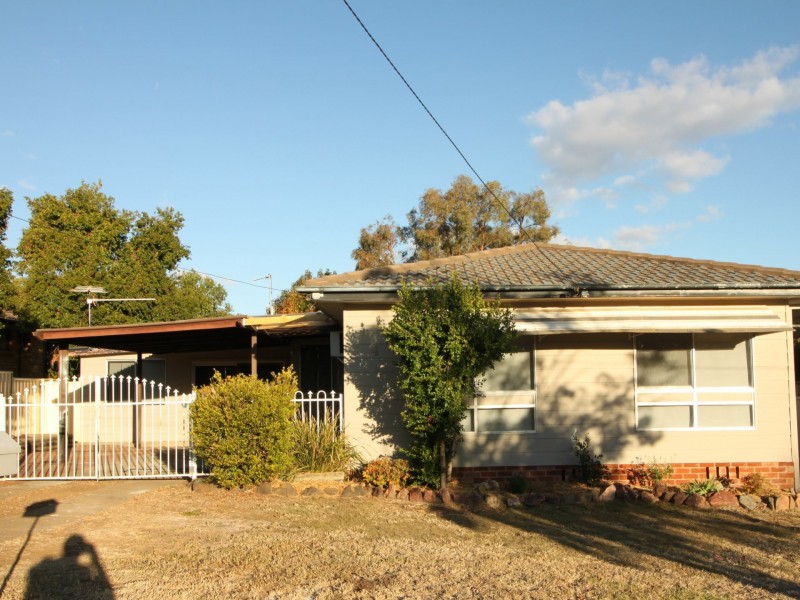 4 Fisher Road, Oxley Vale NSW 2340