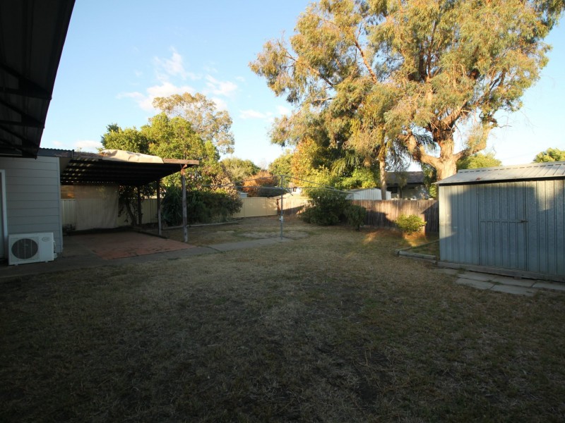 4 Fisher Road, Oxley Vale NSW 2340