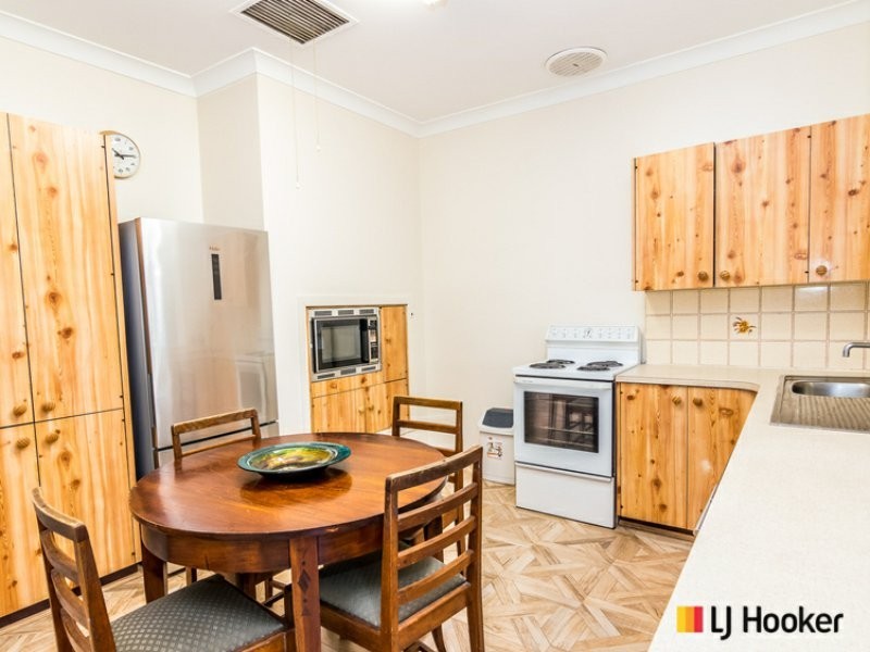 4 Church Street, West Tamworth NSW 2340