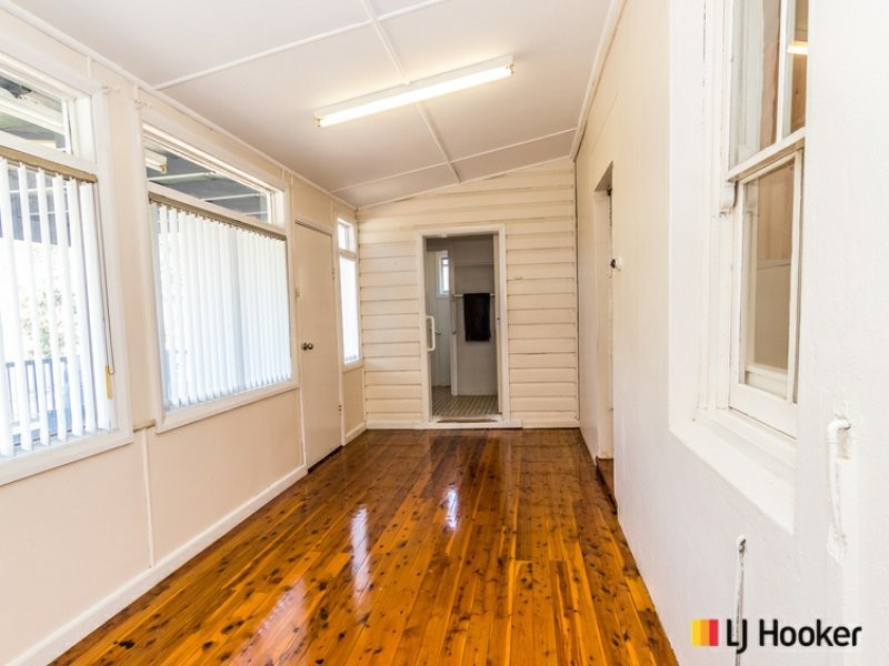 4 Church Street, West Tamworth NSW 2340