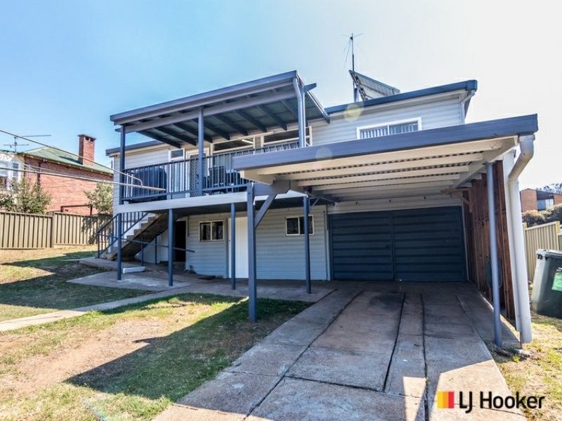 4 Church Street, West Tamworth NSW 2340