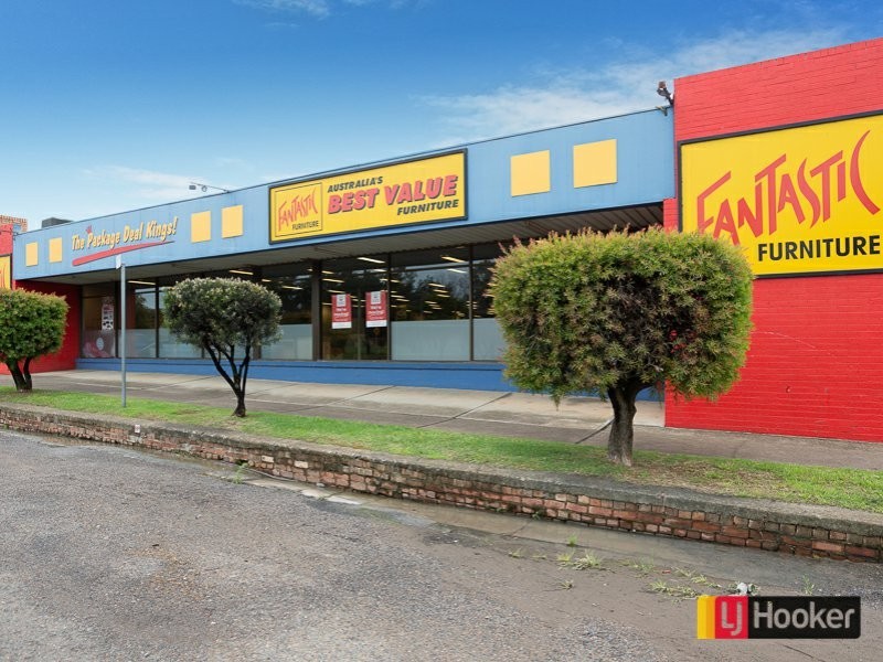 174-176 Peel Street, Tamworth NSW 2340